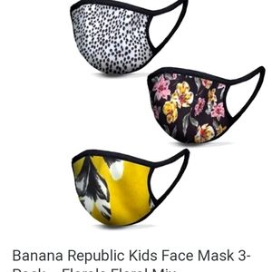 NWT Banana Republic Set of 3 kid's masks 😷